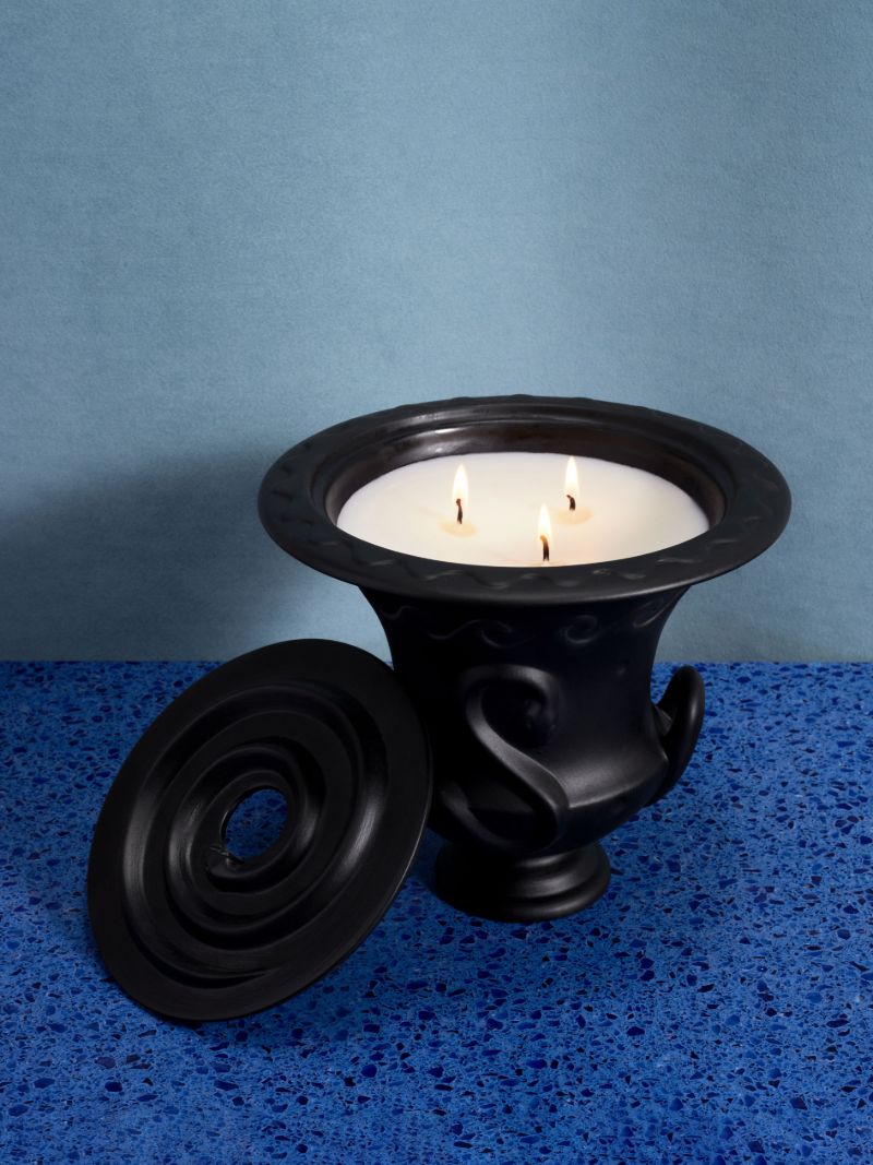 Black Pantheon Hydra Candle