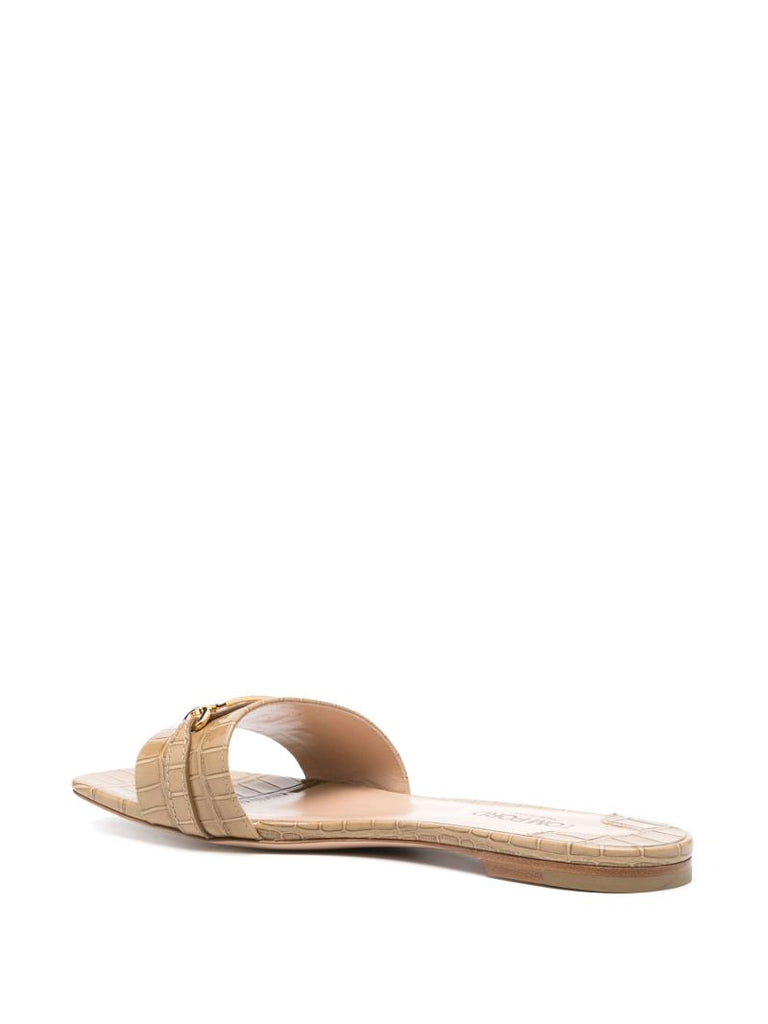Whitney Mules