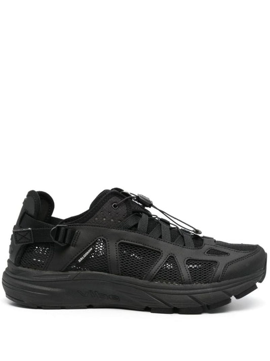 Black Advanced Techsonic Low-top Sneakers