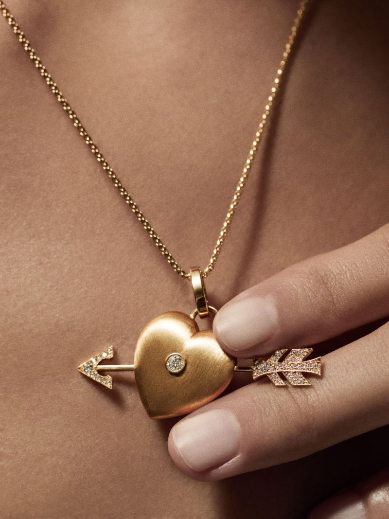 18k Yellow Gold Coeur Diamond Pendant