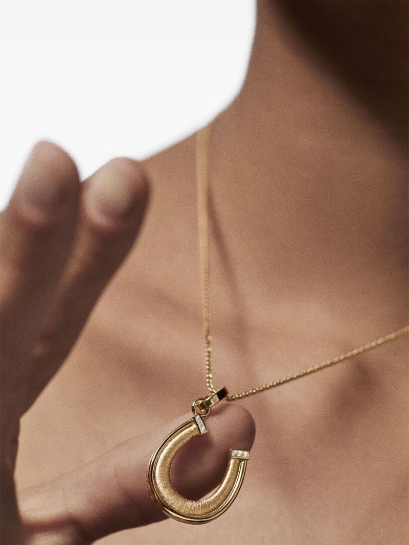 18k Yellow Gold Horseshoe Charm