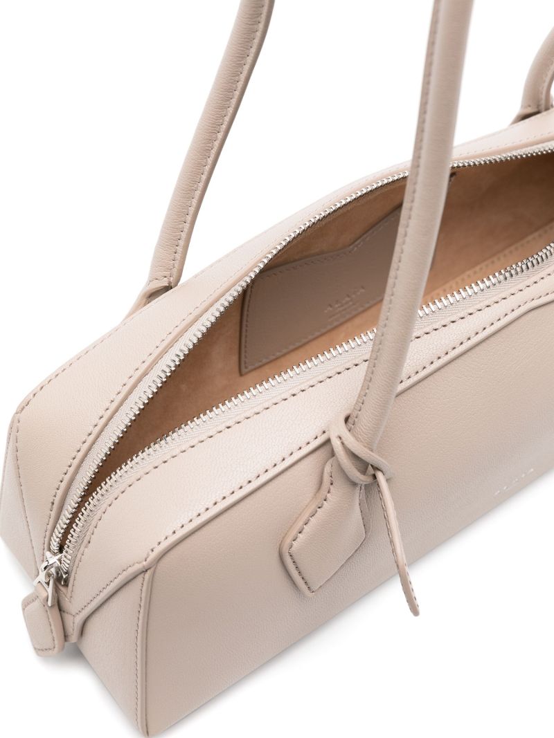 Medium Le Teckel Shoulder Bag