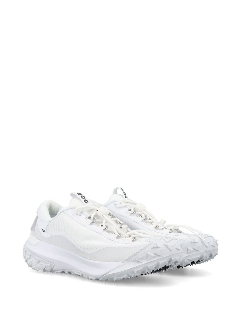 X Nike White Acg Mountain Fly 2 Low Sneakers