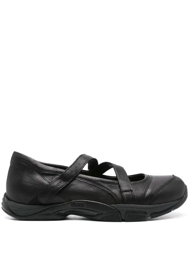 Black Sweetheart Sneakers