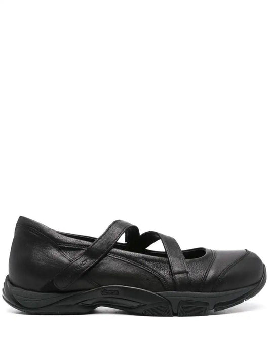 Black Sweetheart Sneakers