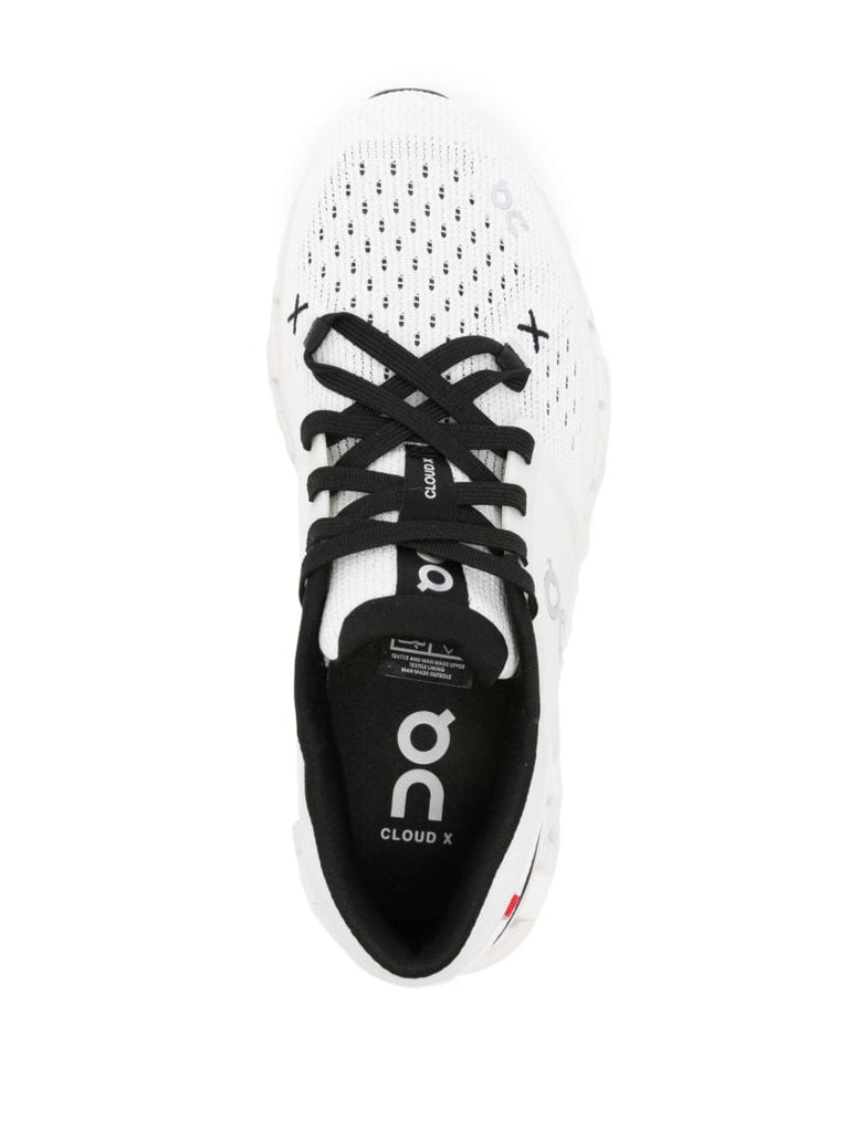 Cloud X 3 Sneakers