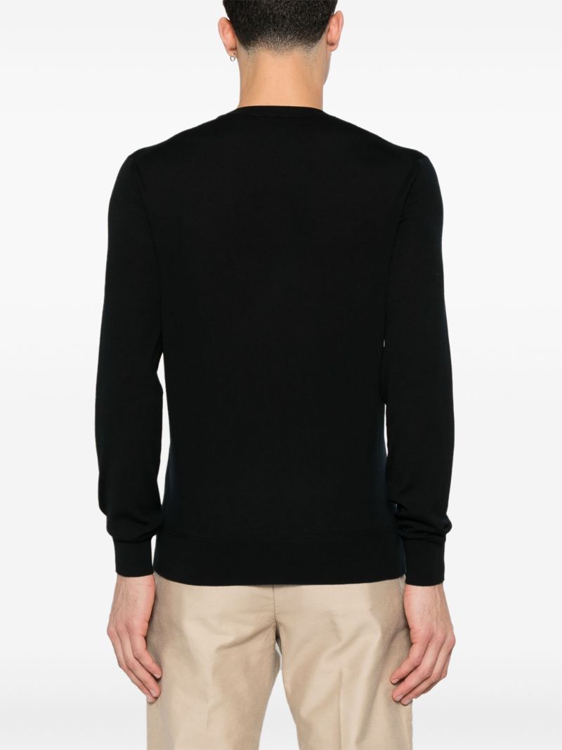 Fine-knit Sweater