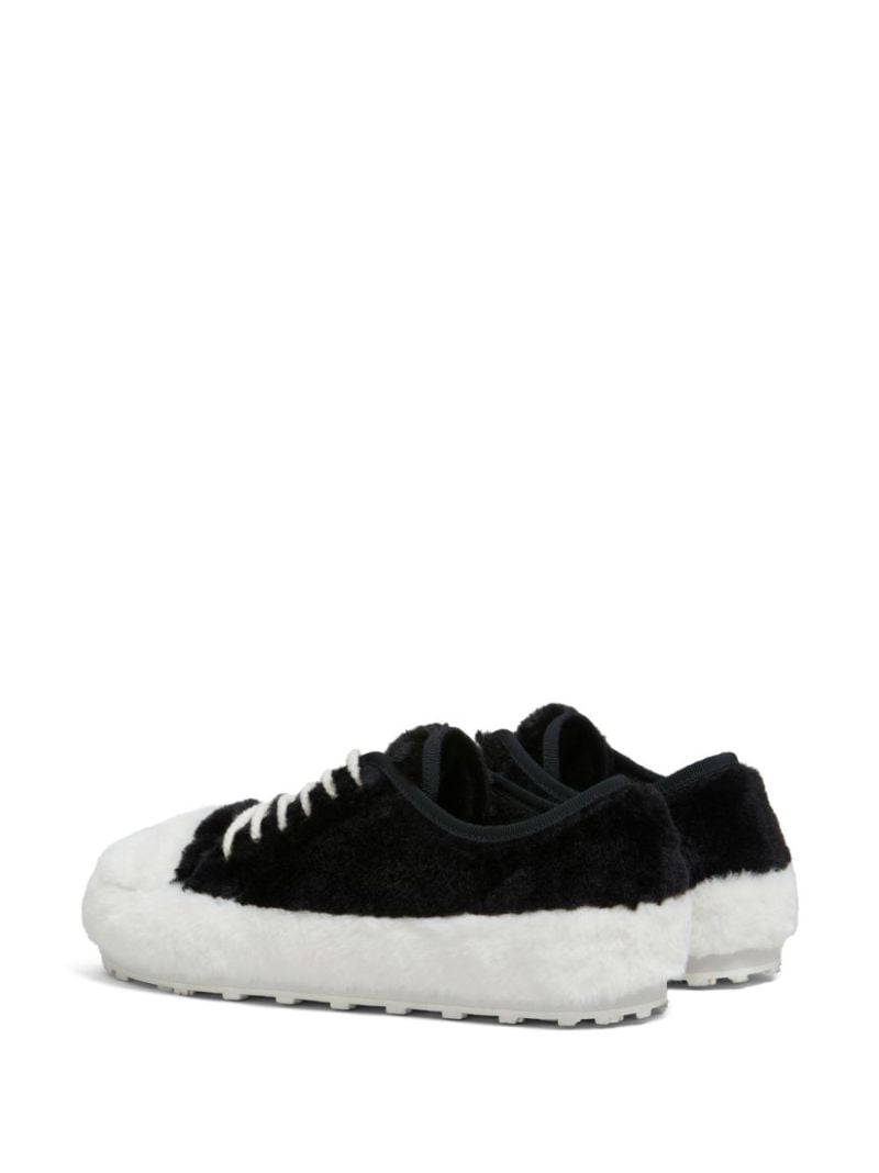 Black Teddy Tennis Low-top Sneakers