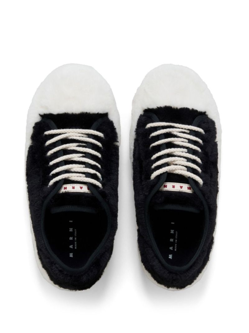 Black Teddy Tennis Low-top Sneakers