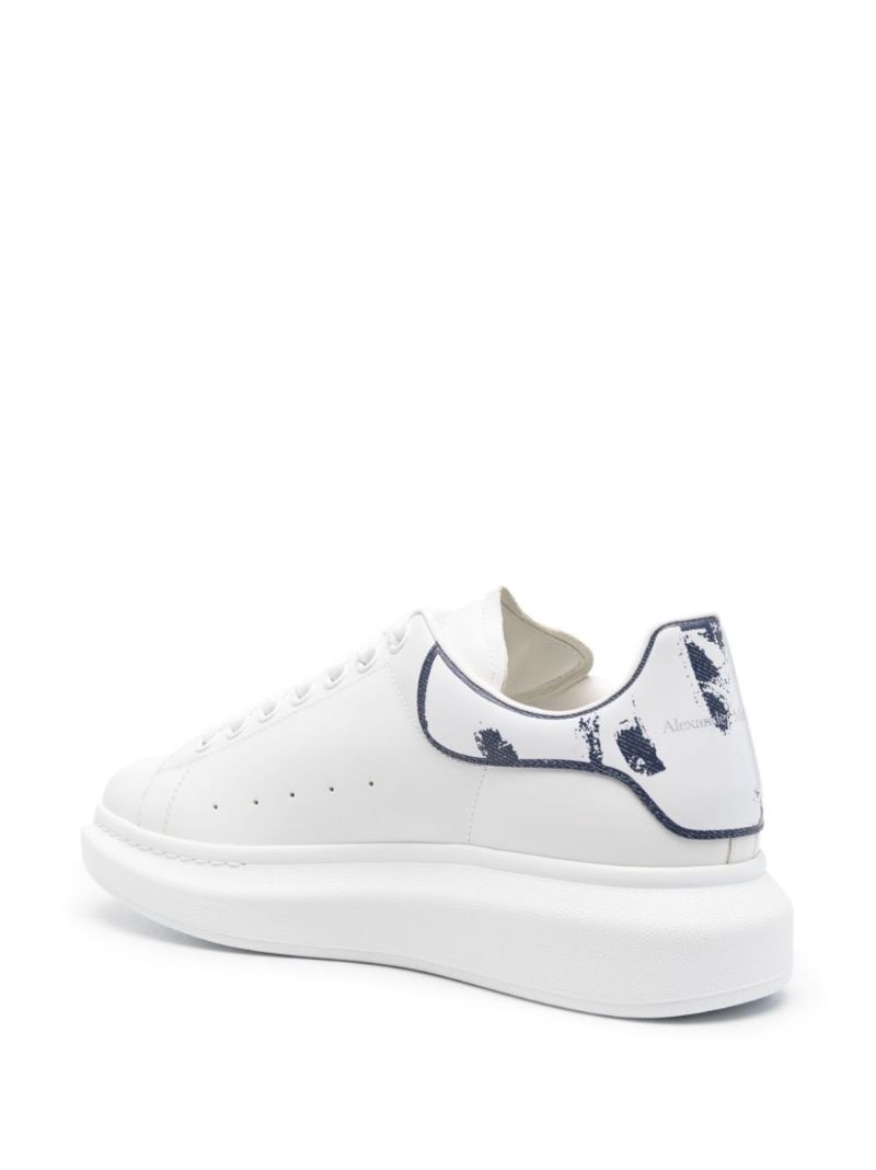 Oversized Sneakers