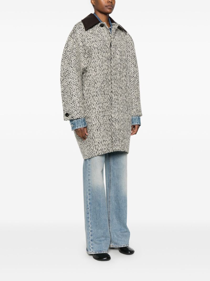 Contrasting Collar Coat