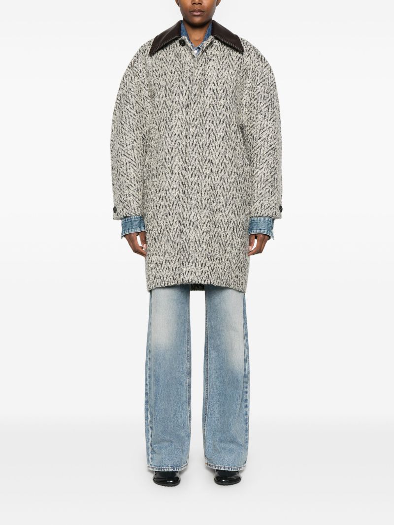Contrasting Collar Coat