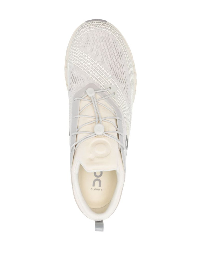 Cloud X Z5 Sneakers