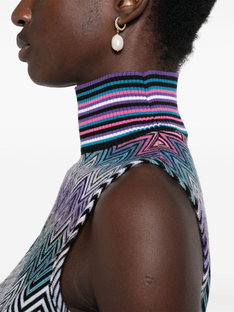 Zig-zag Wool Top