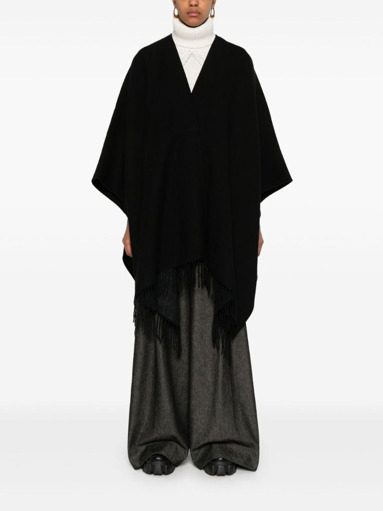 Fringe-trimmed Cape