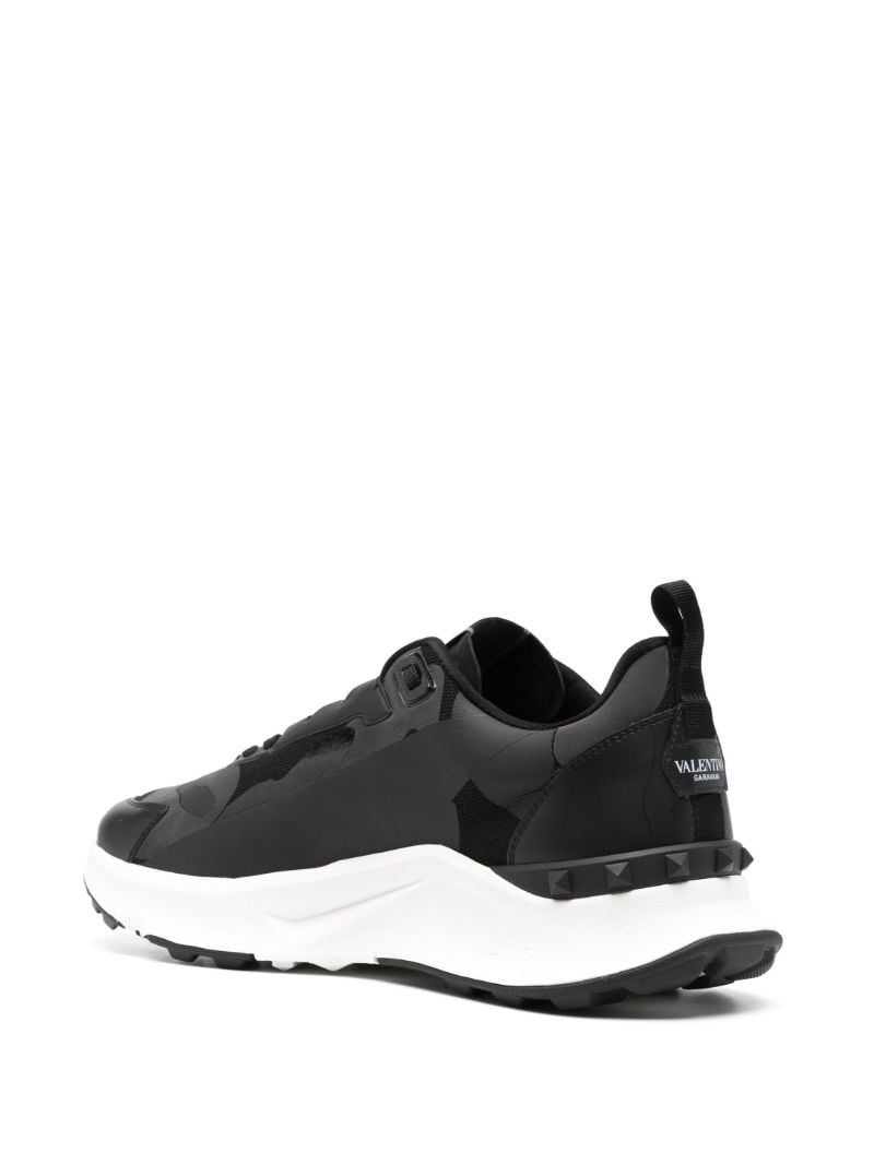 True Act Sneakers