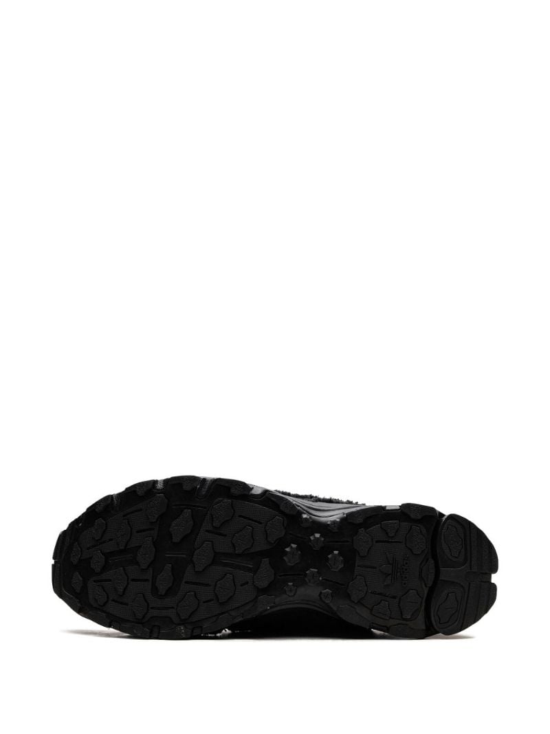 X Song for the Mute Shadowturf "core Black" Sneakers