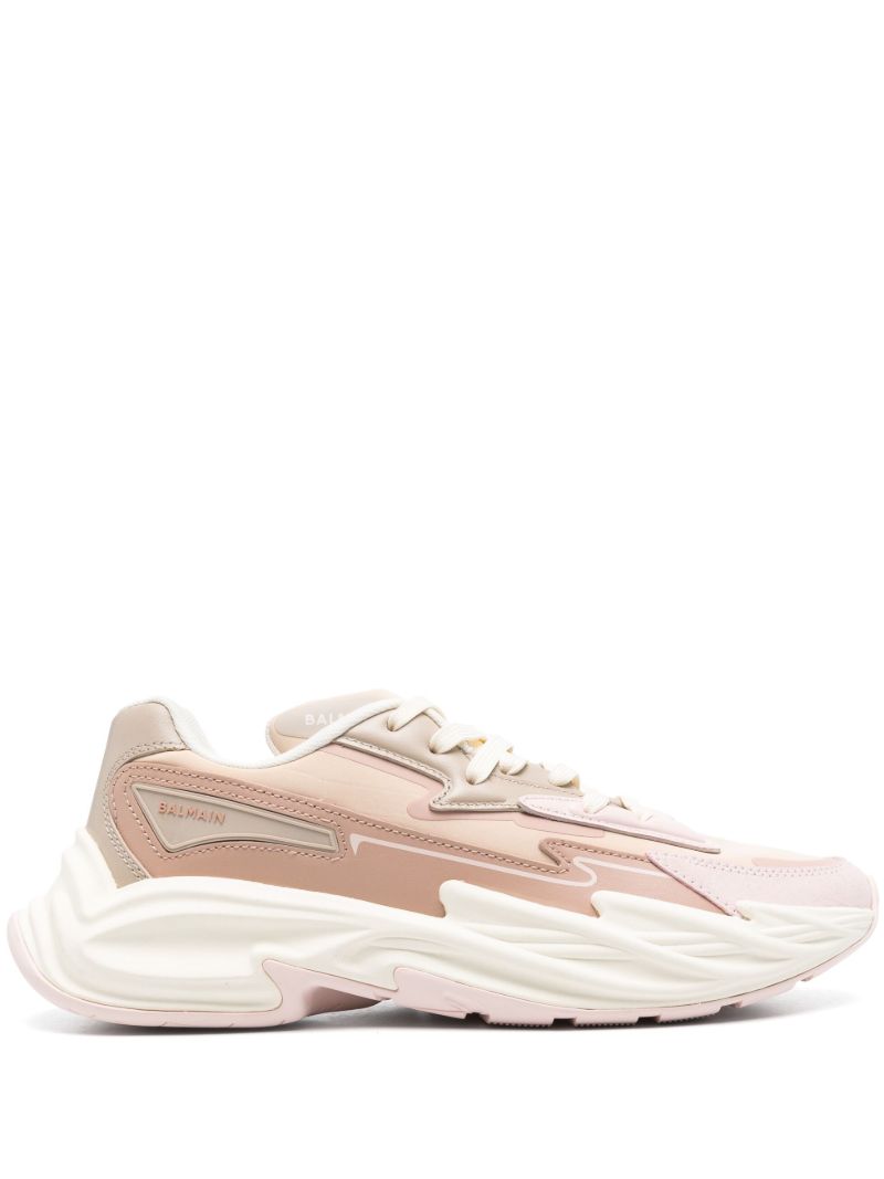 Run-row Sneakers