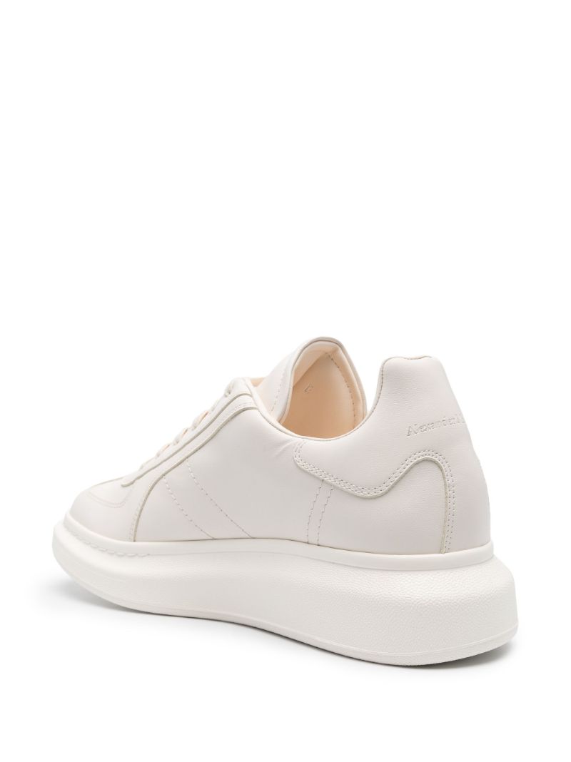 Oversized Sneakers