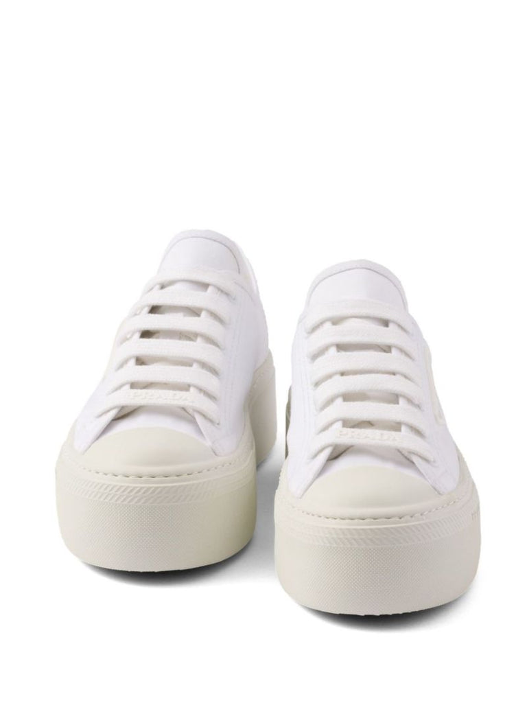 Triangle Logo Low-top Sneakers