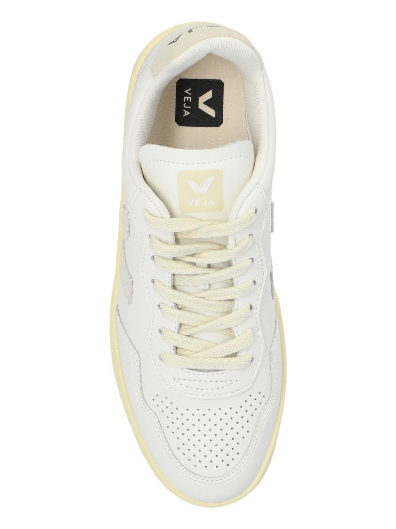 V-90 Sneakers