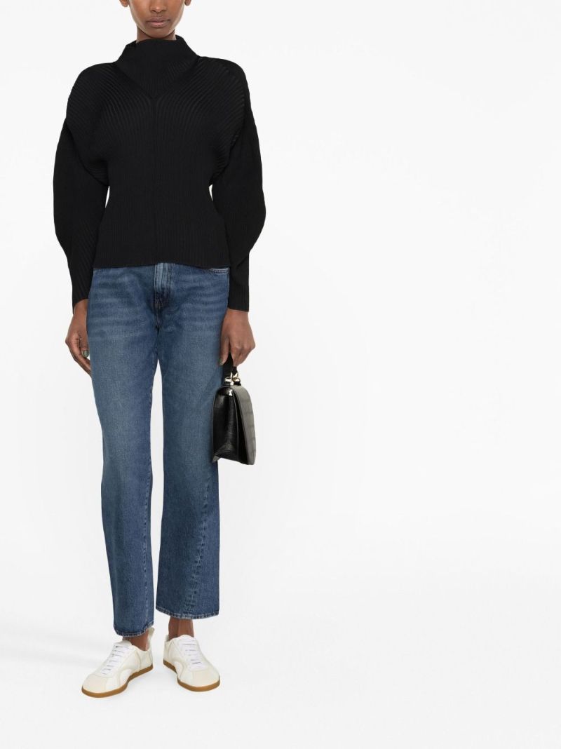 Twisted Seam Cropped Leg Jeans