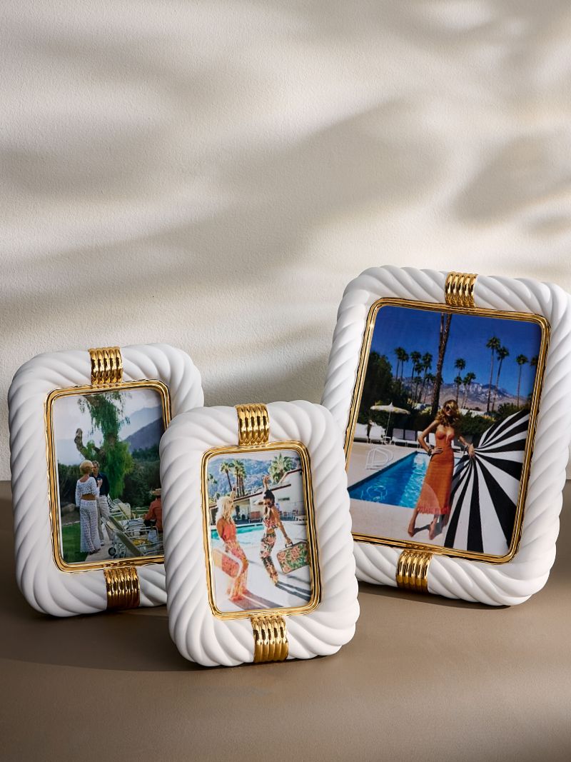 Geneva Photo Frame (23.5cm X 18.4cm)