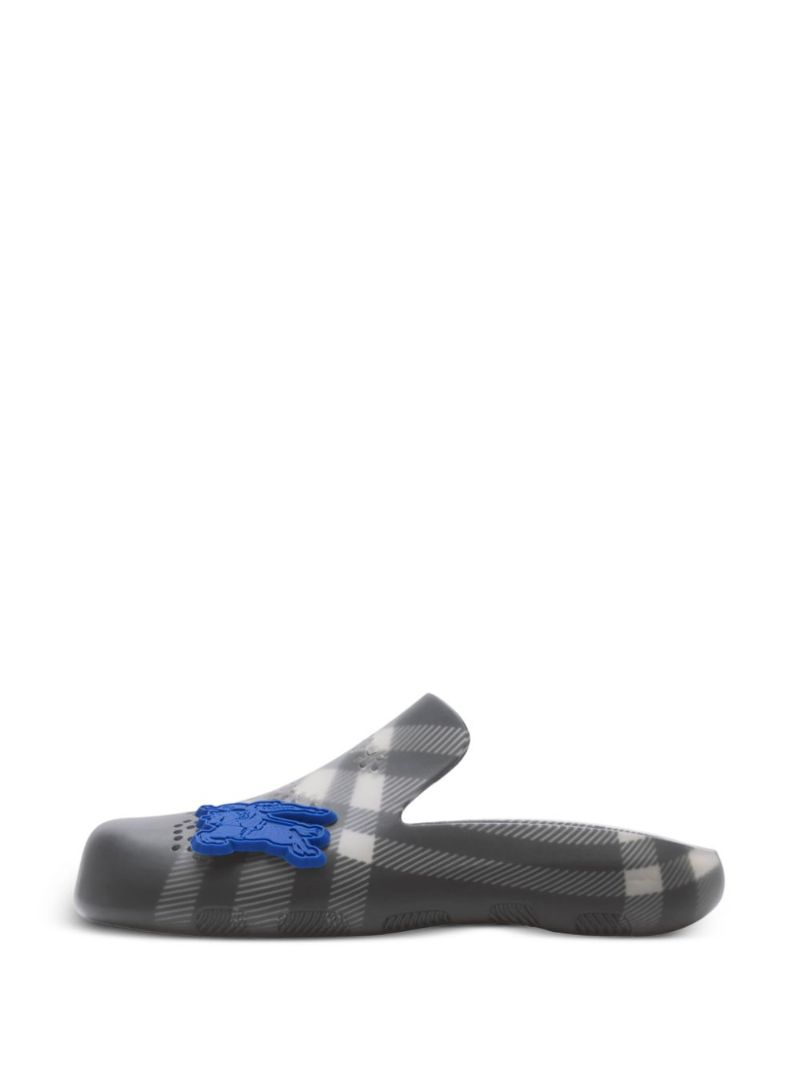 Checked Stingray Clogs
