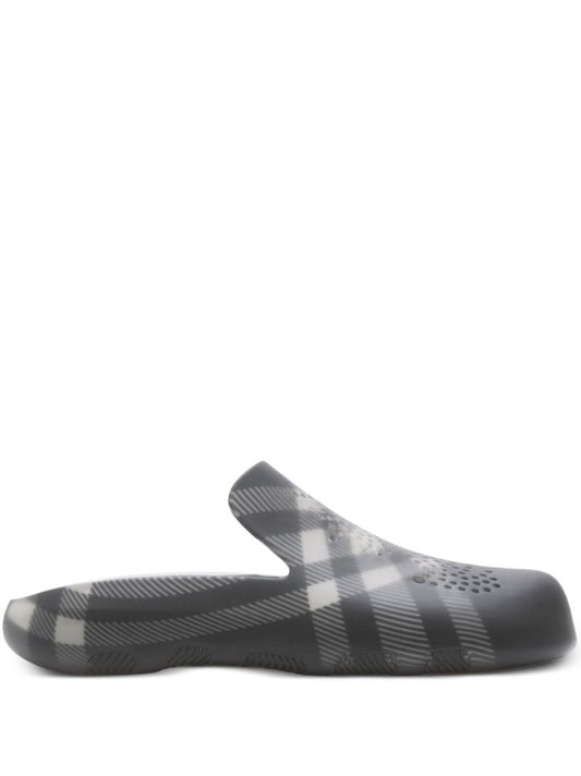 Checked Stingray Clogs