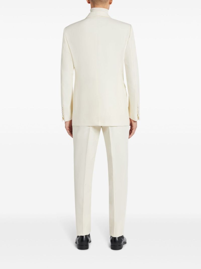 White Single-breasted Suit