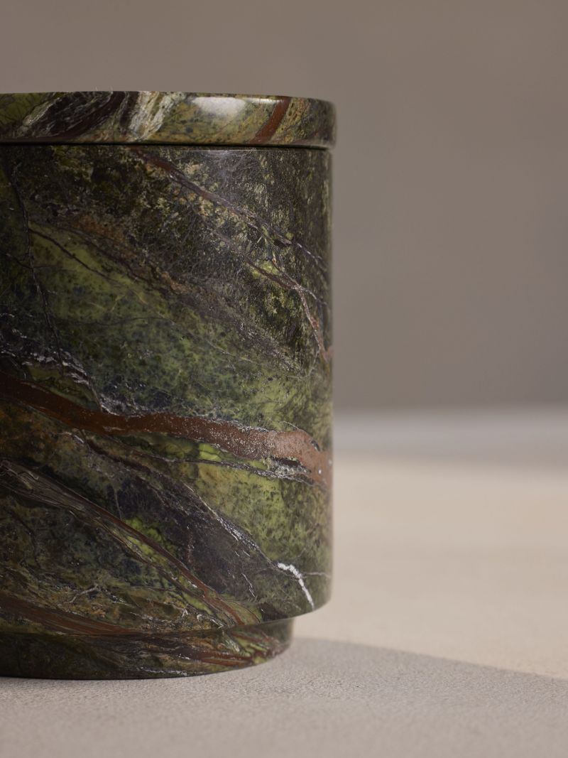 Leather and Oud Marble Candle 250g
