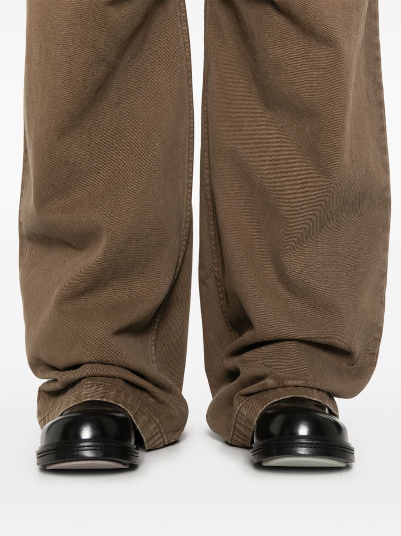 Wide-leg Jeans