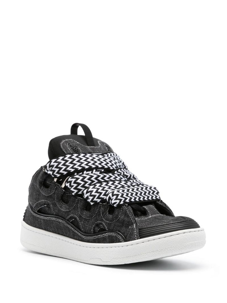 Curb Sneakers