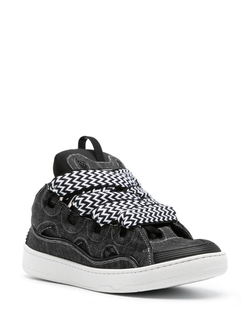 Curb Sneakers