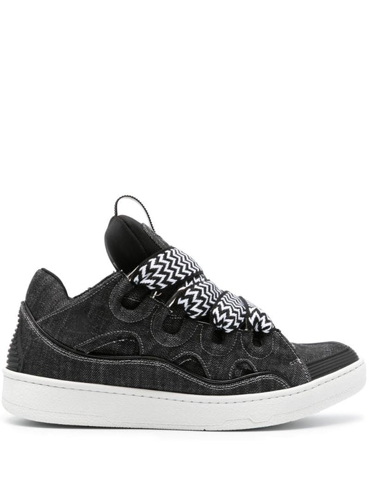 Curb Sneakers