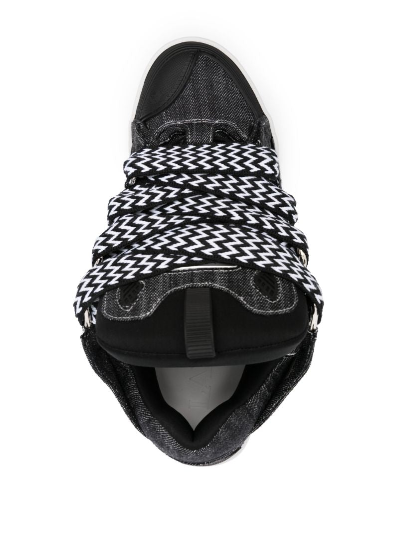 Curb Sneakers