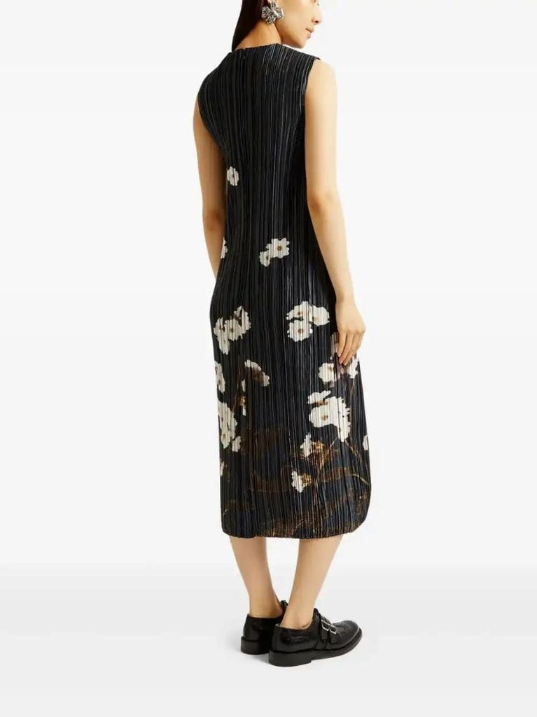 Black Pleated Dress