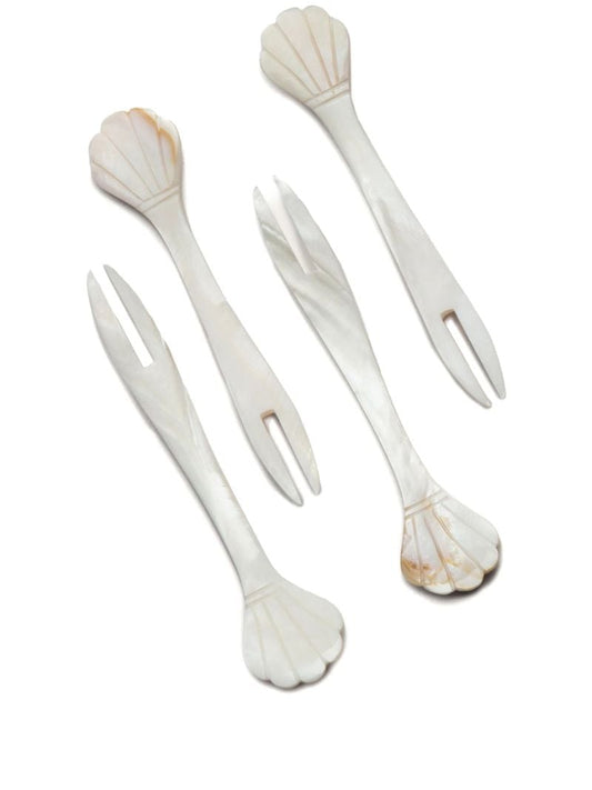 Shell-shaped Pickers