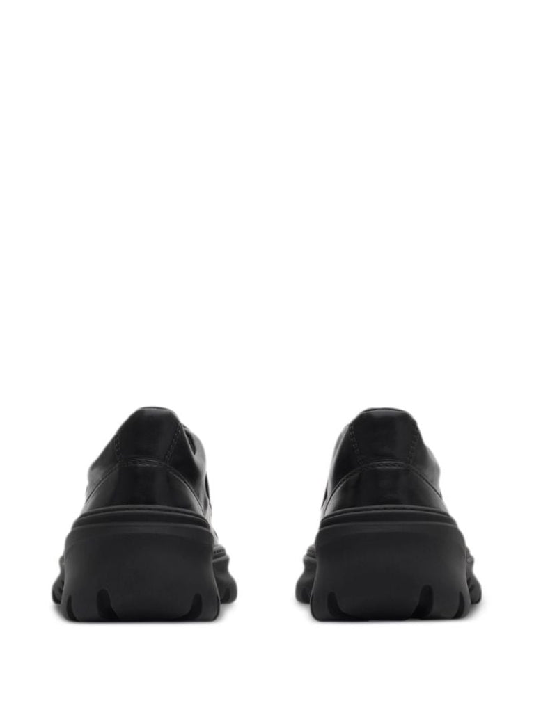 Black Scoot Sneakers