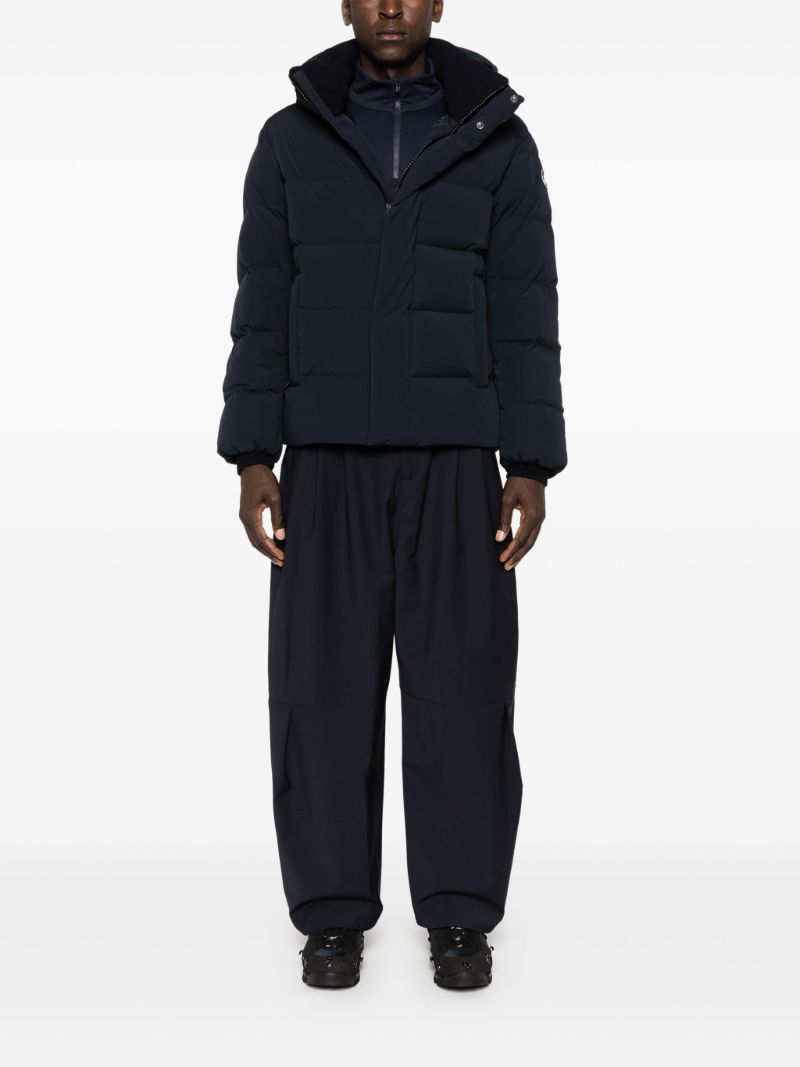 Panelled Ski Top