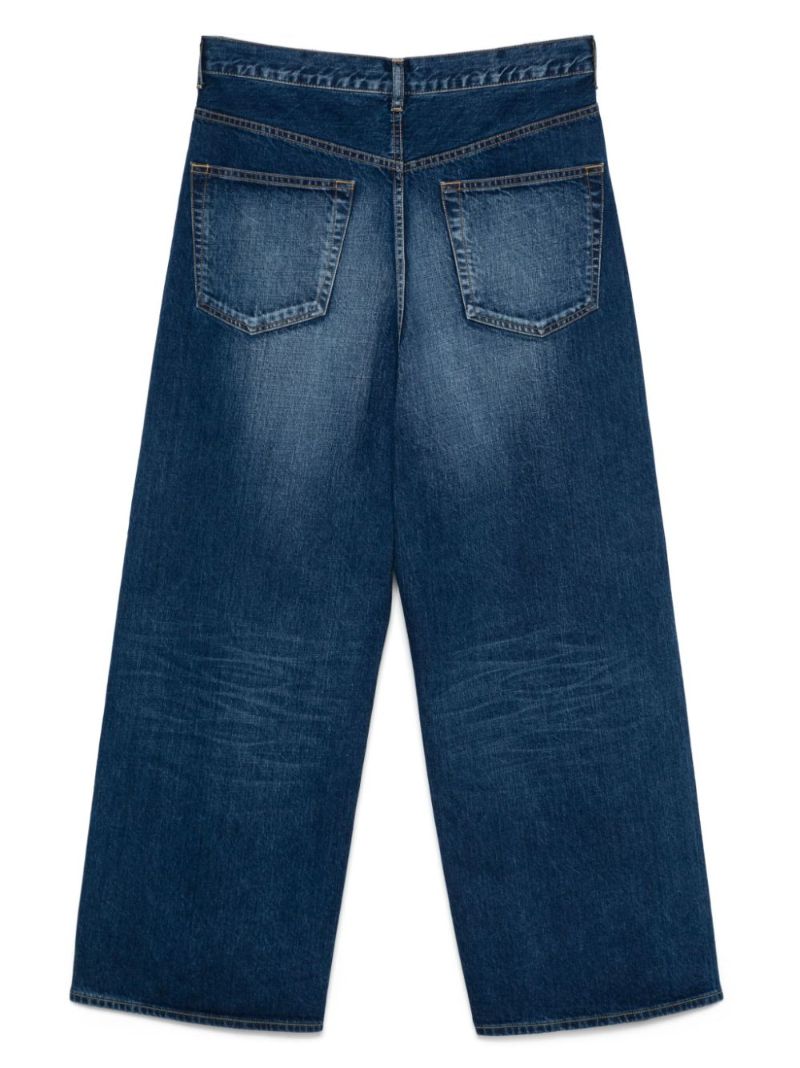 Whiskering Effect Jeans