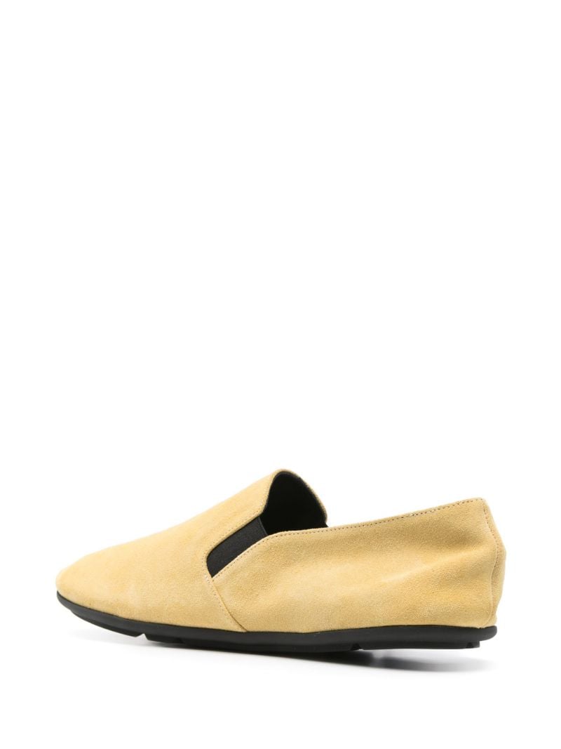 Neutral Vincit Slippers