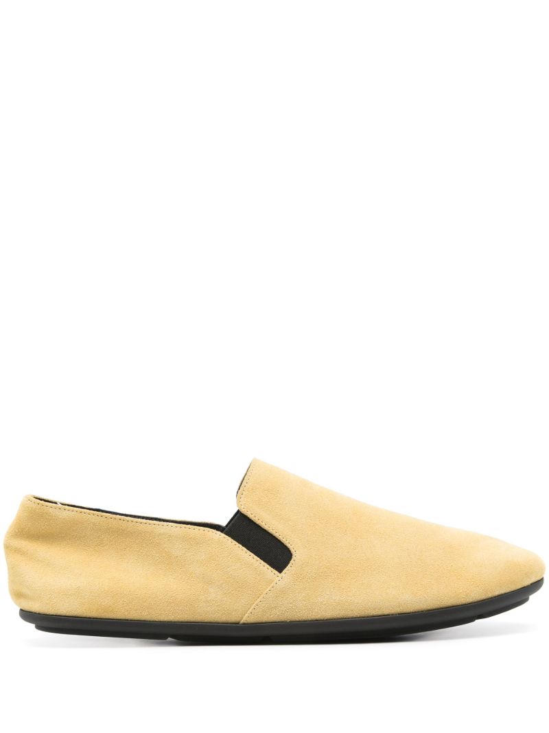 Neutral Vincit Slippers