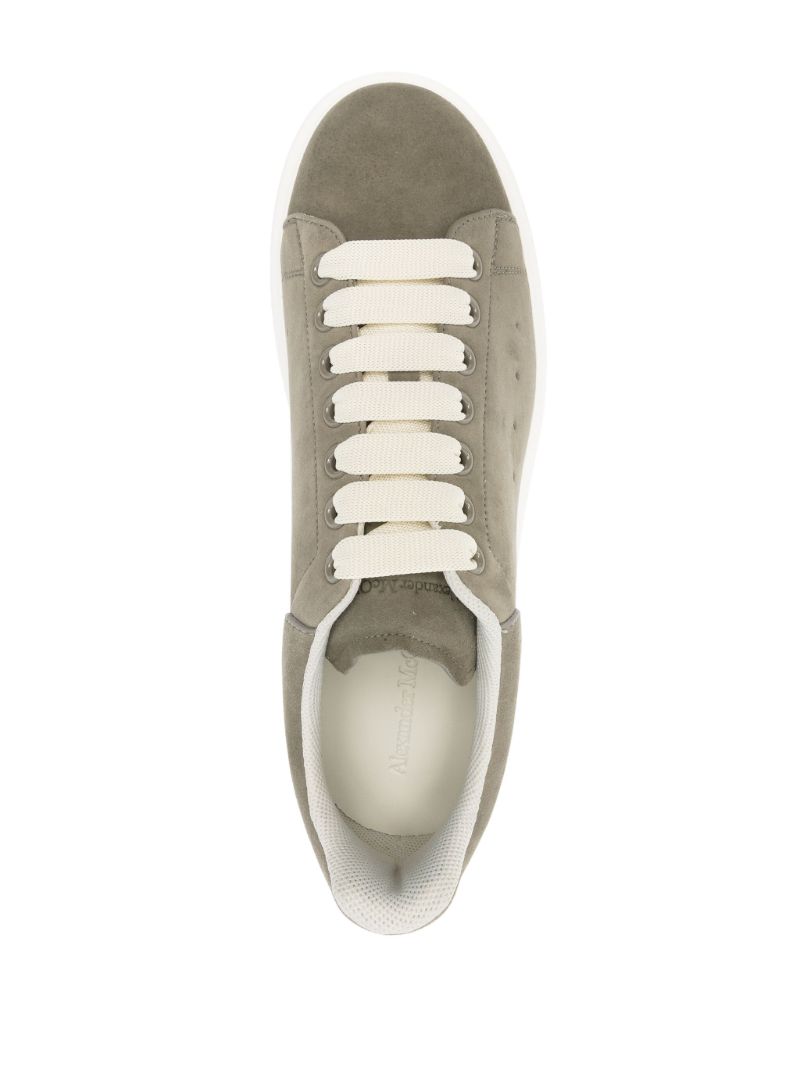 Oversized Sneakers