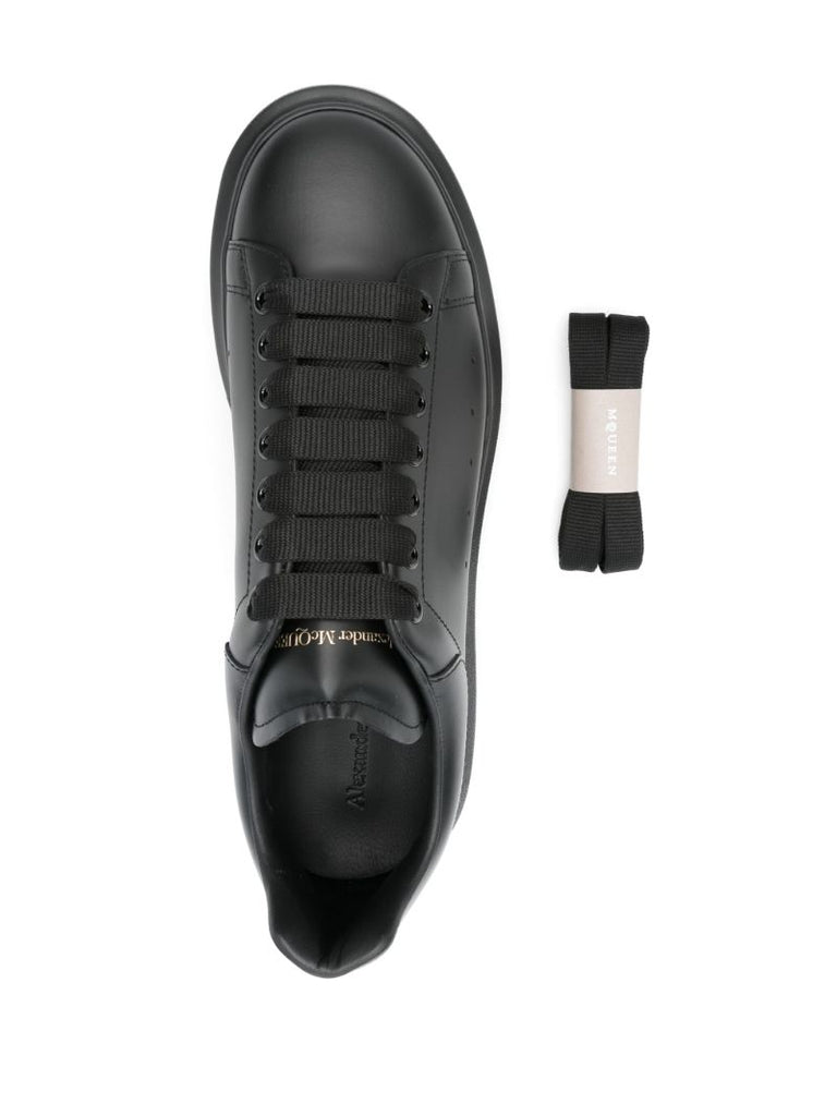 Larry Sneakers