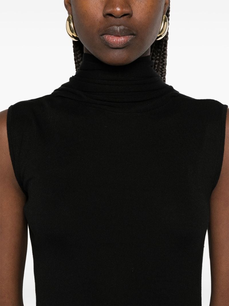 Ribbed Maxi Dress