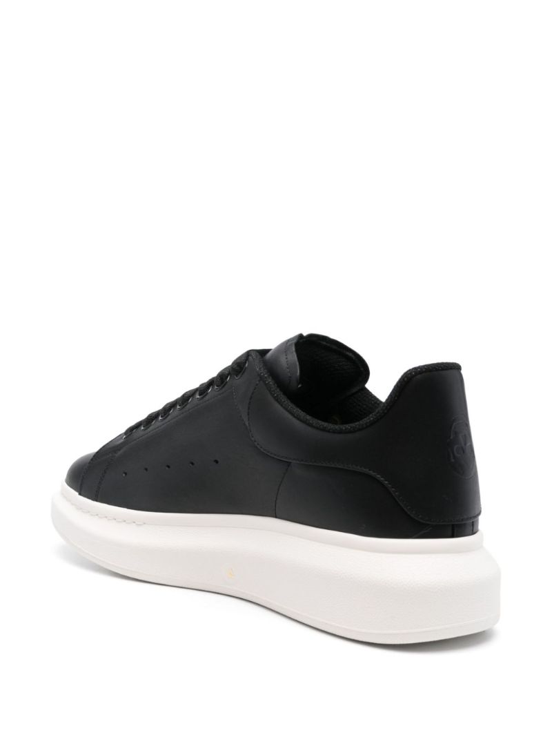 Oversized Sneakers