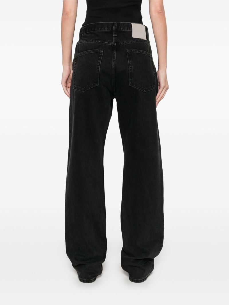 Tapered Jeans
