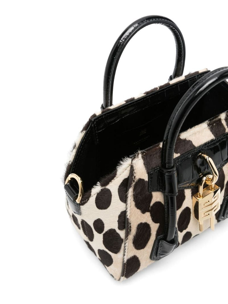 Antigona Lock Tote Bag