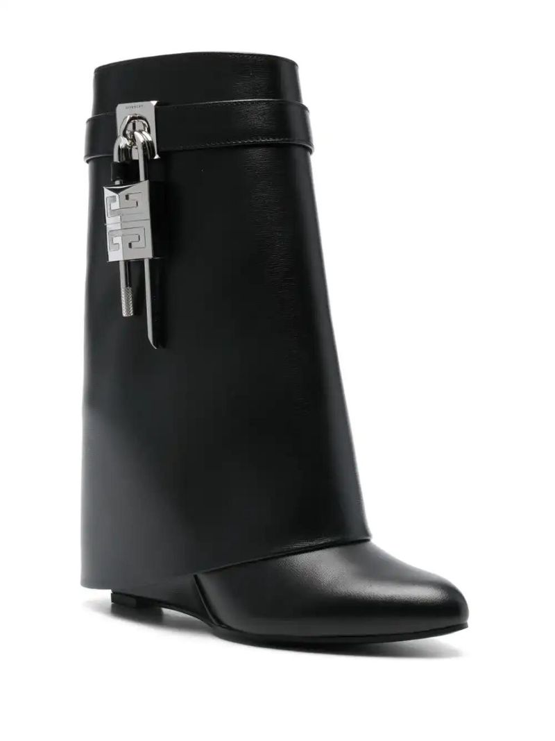 Black Shark Lock Boots